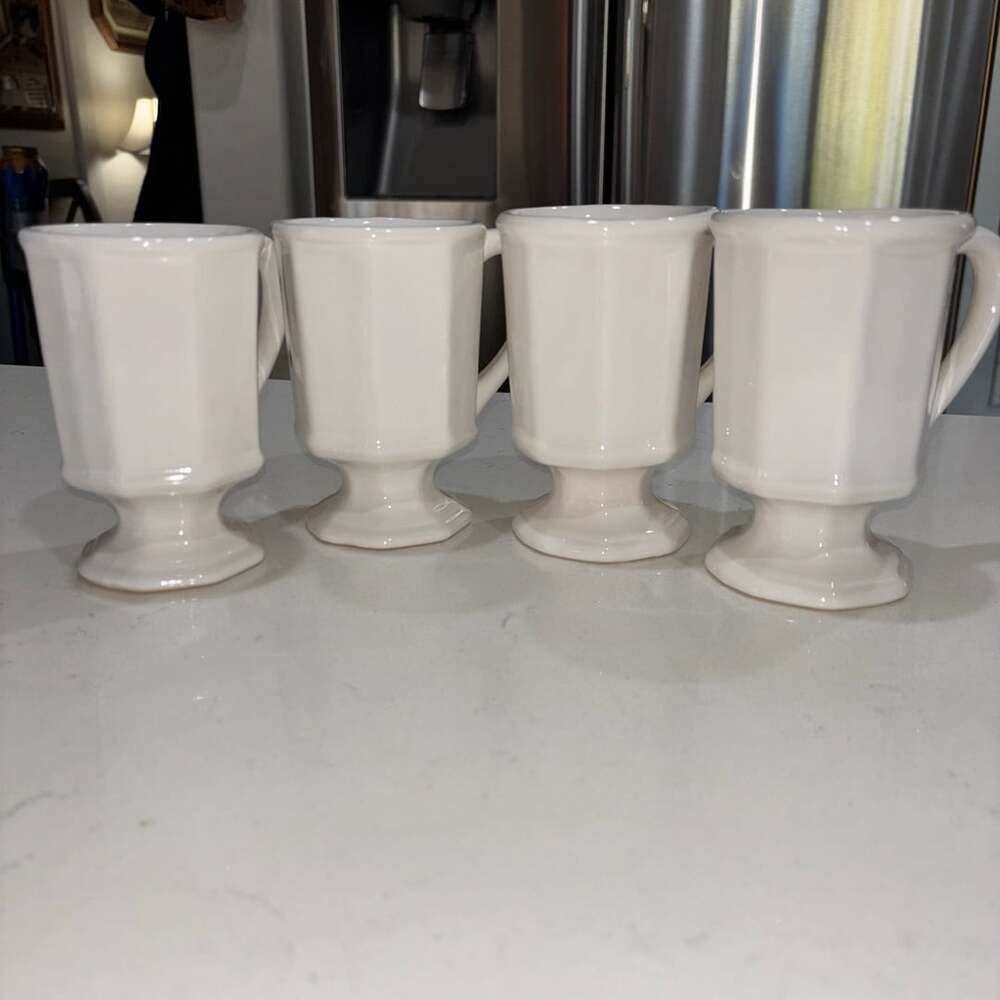 Vintage Pfaltzgraff Heritage White Pedestal Mug Set Of 4